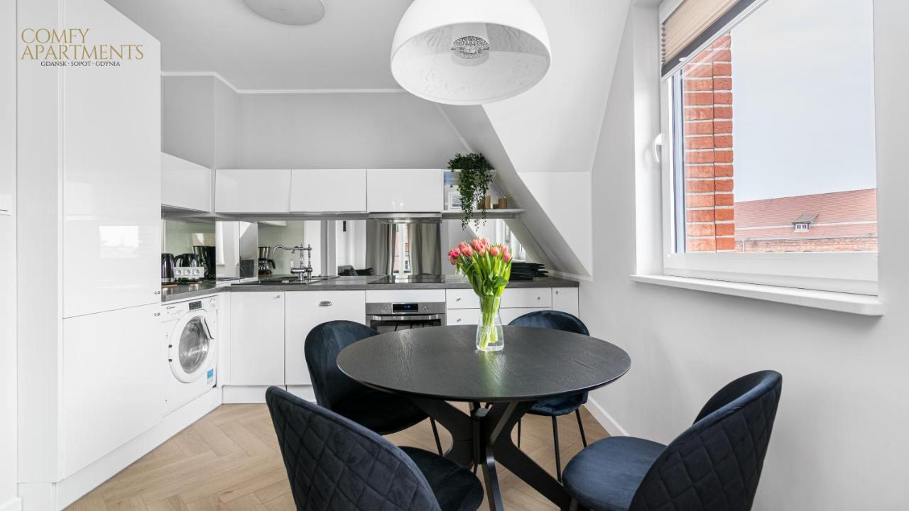 Comfy Apartments - Lux Old Town グダニスク エクステリア 写真