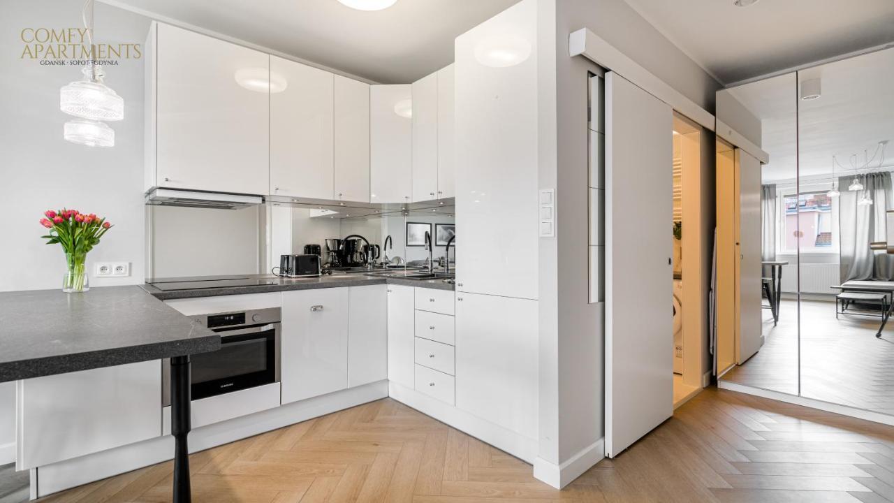 Comfy Apartments - Lux Old Town グダニスク エクステリア 写真