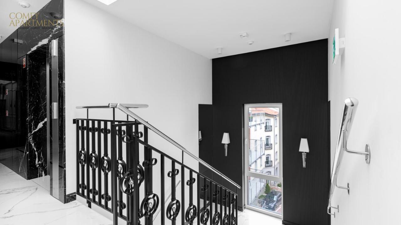 Comfy Apartments - Lux Old Town グダニスク エクステリア 写真